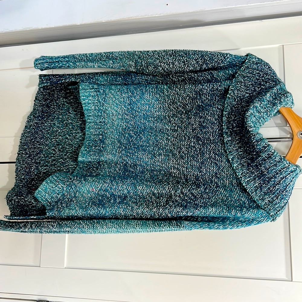 American eagle outfitters sweater